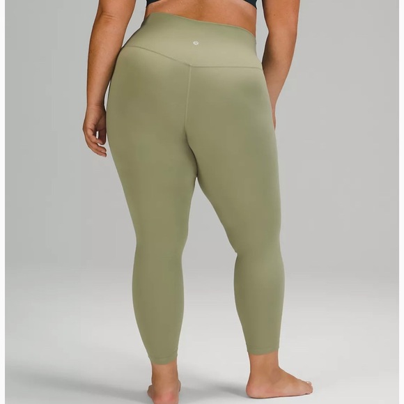 Sz 18 Lululemon Align Leggings - Picture 2 of 2